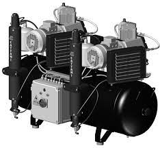[013551] Compresseur Double TRICYLINDRE AC600Q 8 bar capoté 7 postes